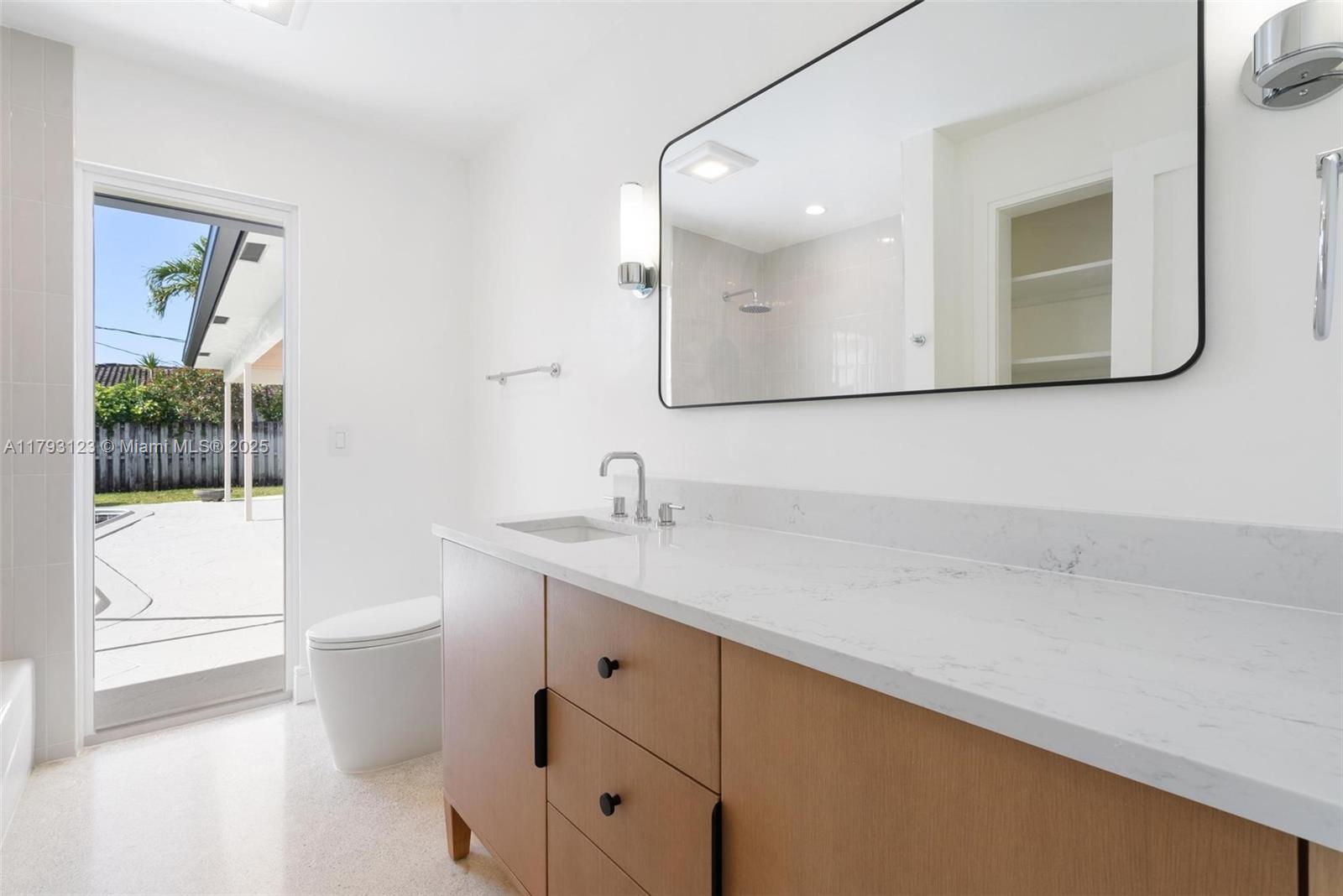 LIGHTHOUSE POINT 6TH SEC - Residential