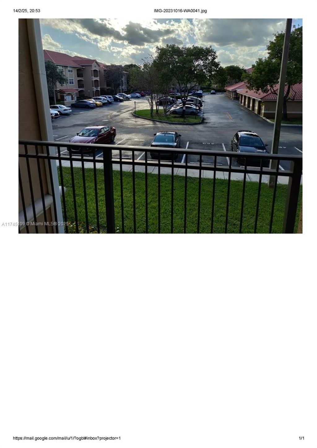 listing image 0