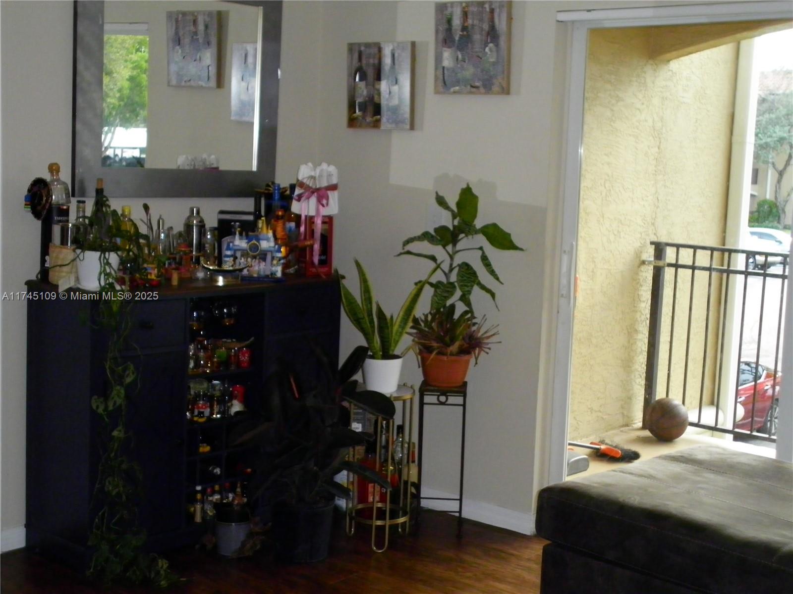 MARQUESA CONDO - Residential