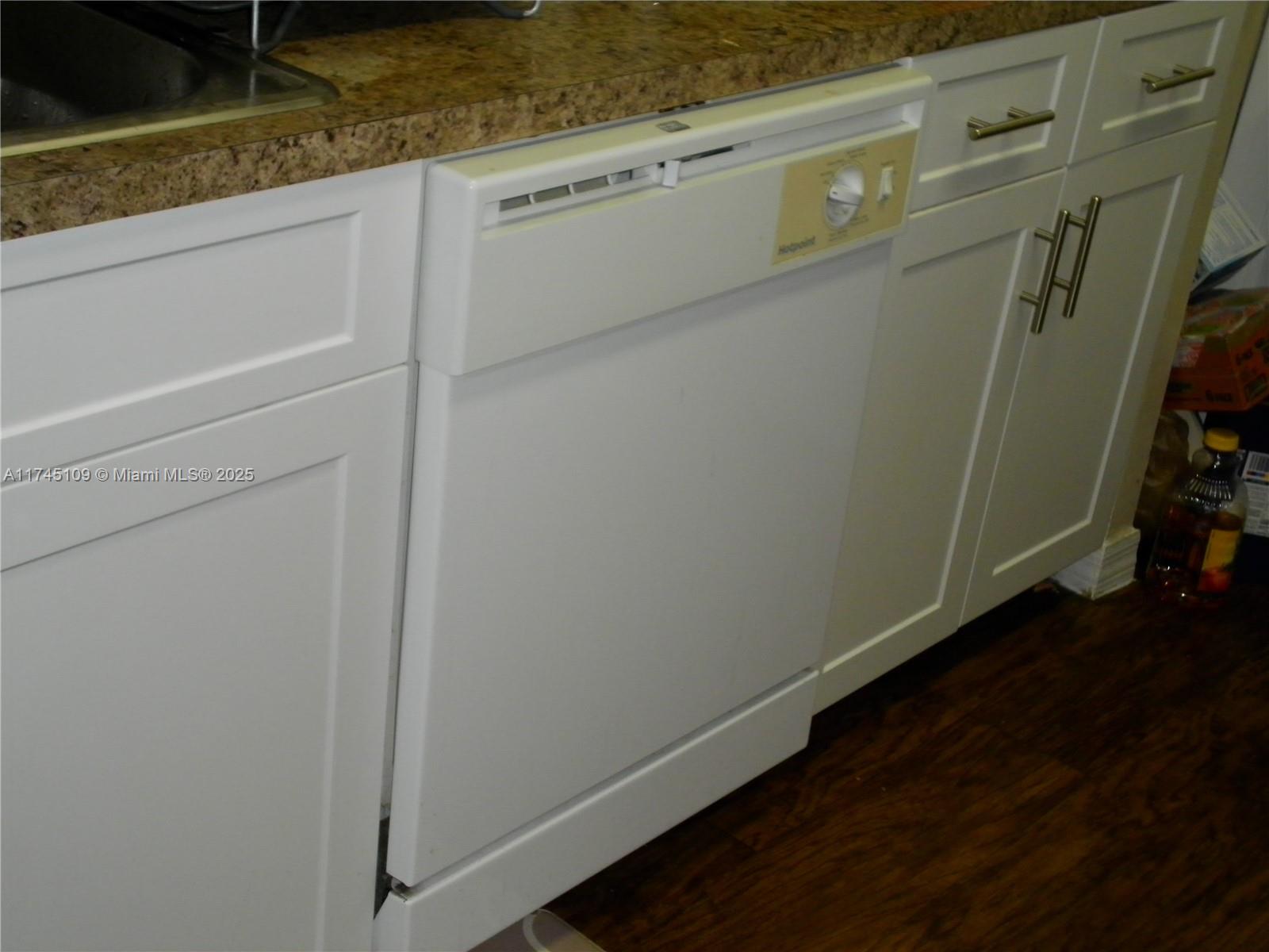 MARQUESA CONDO - Residential