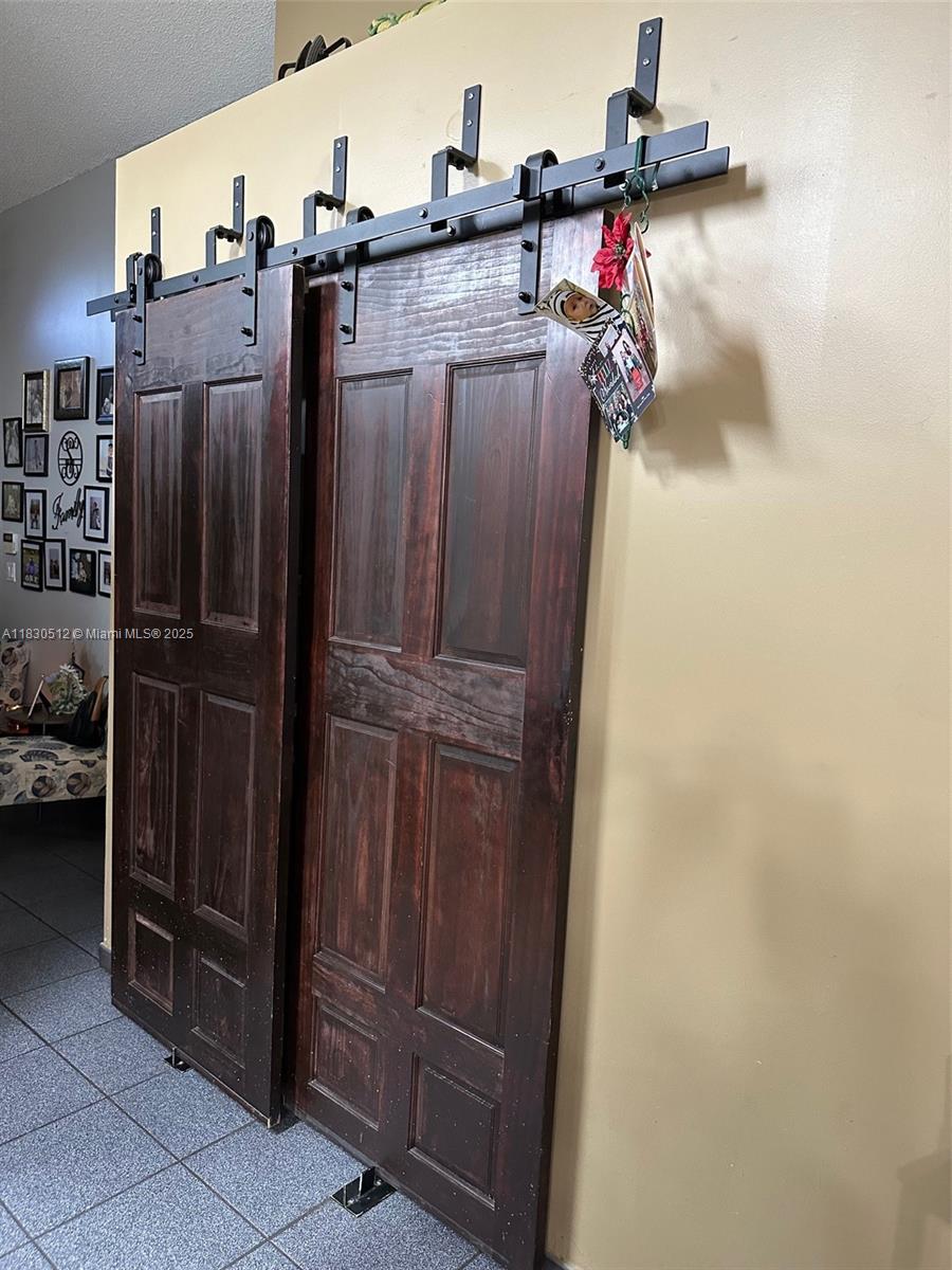 LAKES BY THE BAY SEC 6 - Residential