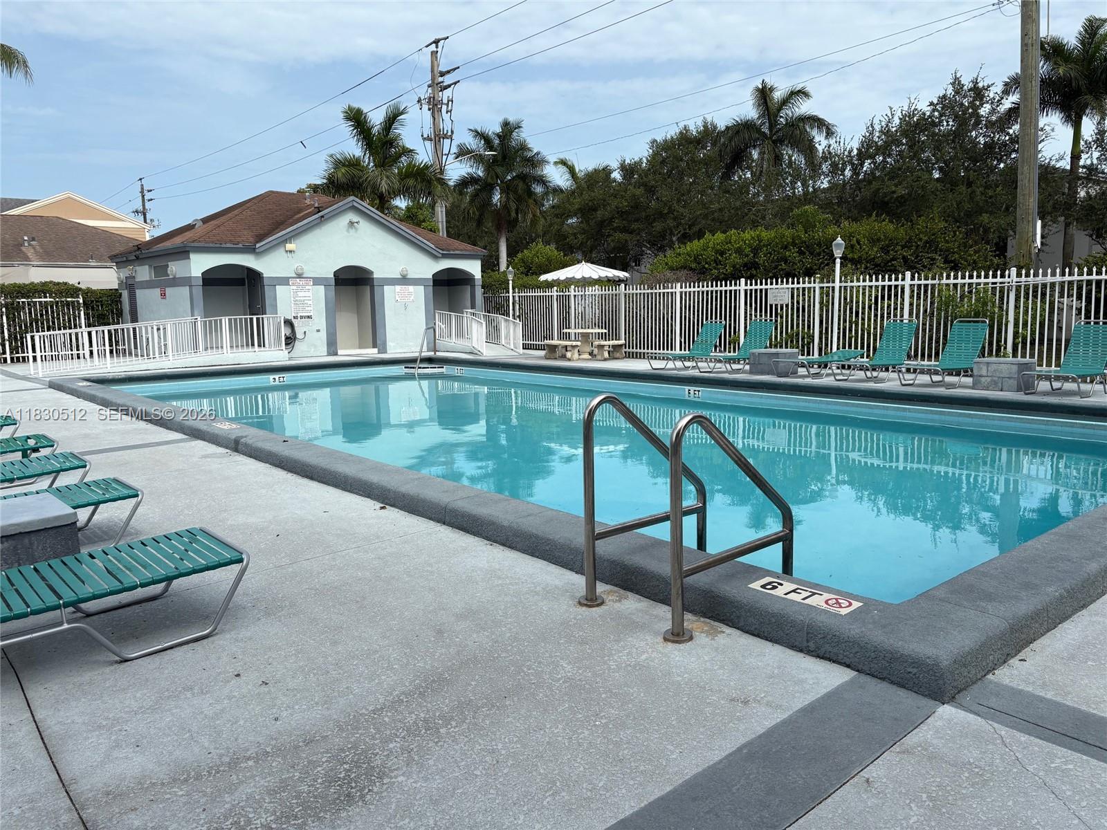 LAKES BY THE BAY SEC 6 - Residential