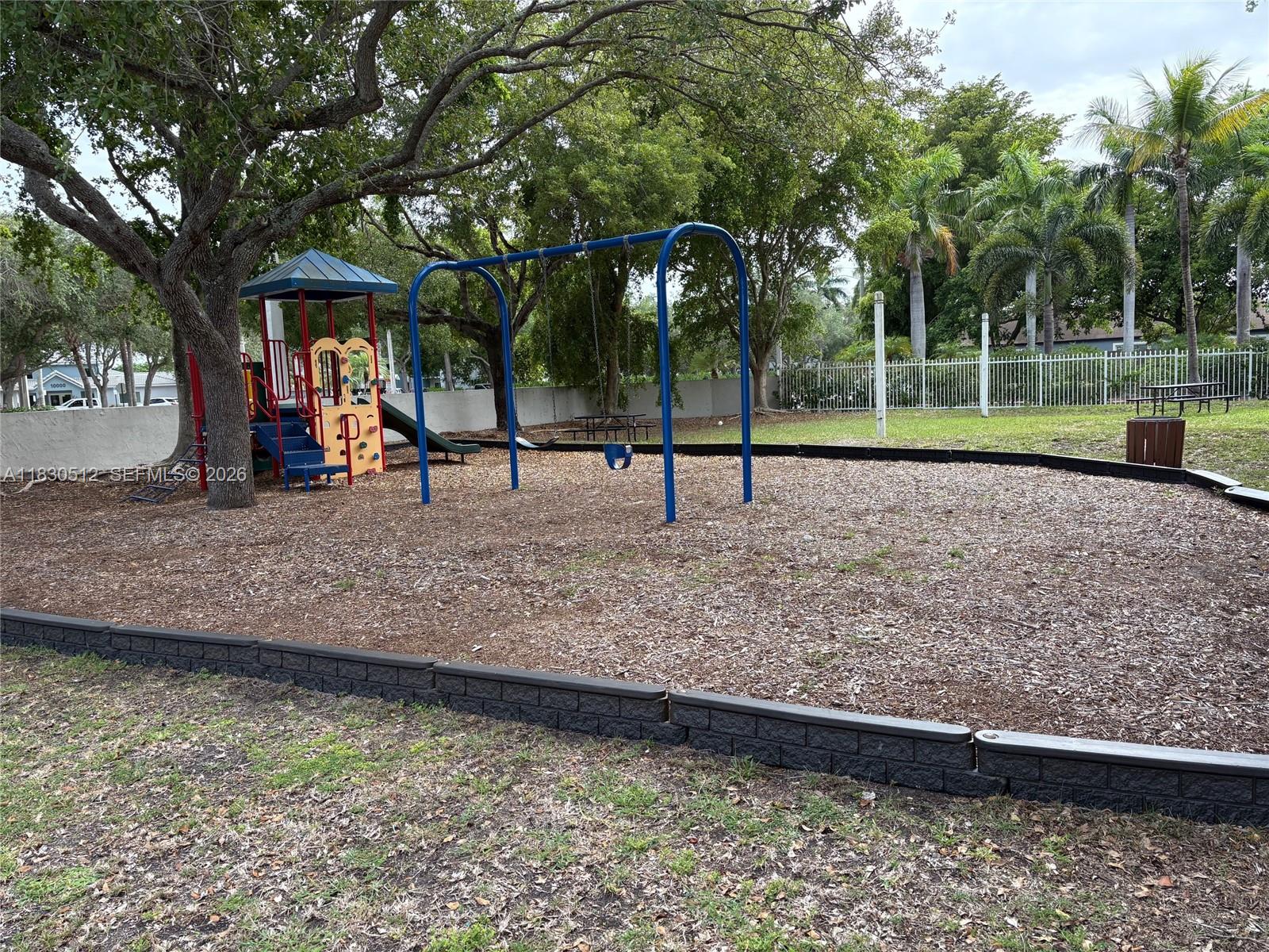 LAKES BY THE BAY SEC 6 - Residential