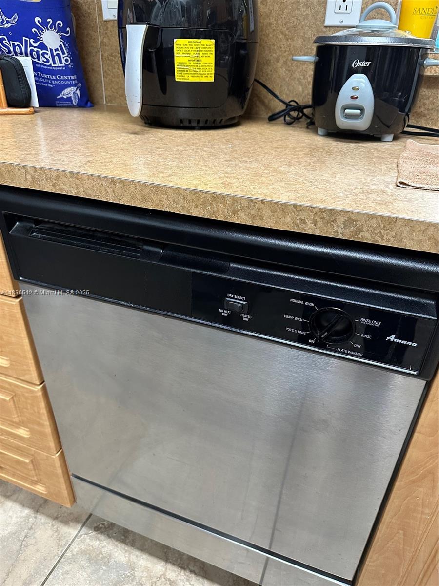 LAKES BY THE BAY SEC 6 - Residential