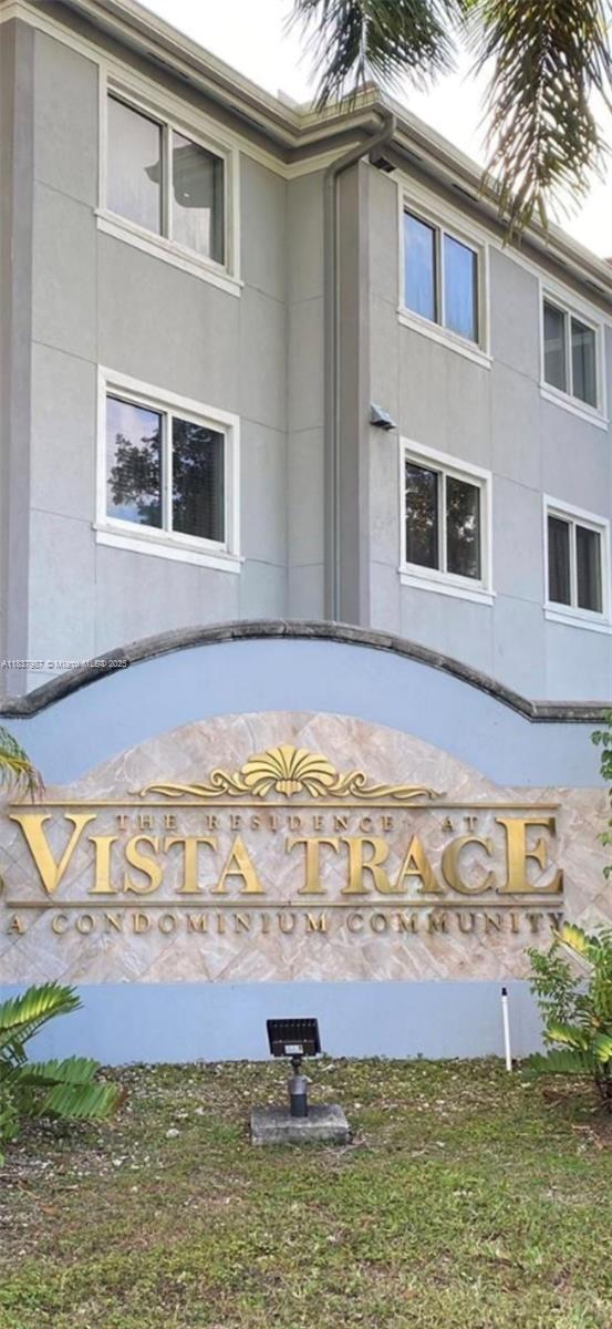 Spacious 3-bedroom unit at Vista Trace. Right off US1. The unit features a master bedroom with walk-in closet and 2 full bathrooms, an open balcony with a storage room, and a washer & dryer inside the unit. Some amenities include a pool, gated community, plenty of visitor parking. At a short distance from parks, restaurants, supermarkets, and more.