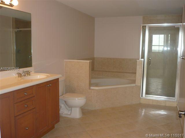 COLONNADE AT DADELAND SE - Residential Lease