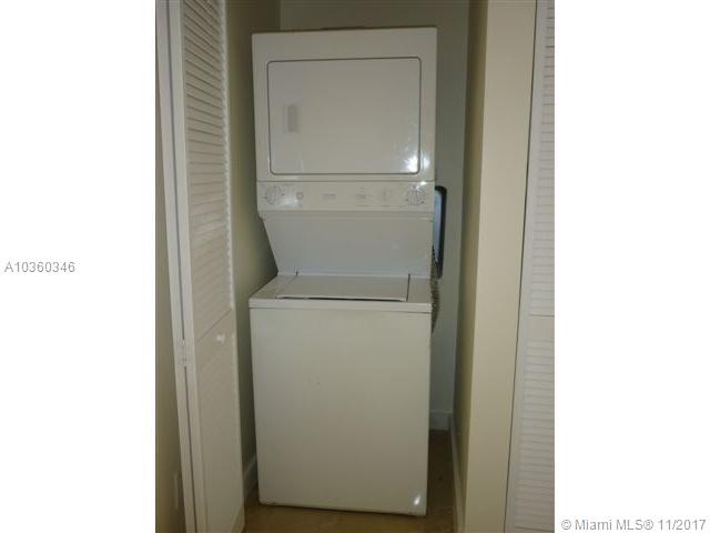 COLONNADE AT DADELAND SE - Residential Lease