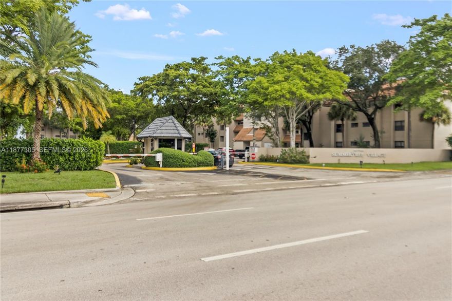 Spacious 2-bedroom, 2-bath condo in Summertree Village at the California Club. This 3rd-floor unit features a separate laundry room with extra storage space, brand-new washer and dryer, oversized bathrooms, and abundant closets. The building already has the 40-year recertification approved and the special assessment has been fully paid by the seller. Enjoy resort-style amenities including 2 pools (one lakeside), fitness center, sauna, jacuzzi, clubhouse, billiard and ping-pong room, BBQ area, and 24/7 manned security. Conveniently located near I-95, Aventura Mall, shopping, dining, and just minutes from the beach. Owner motivated. Easy to show! HOA $ 750 water included!!