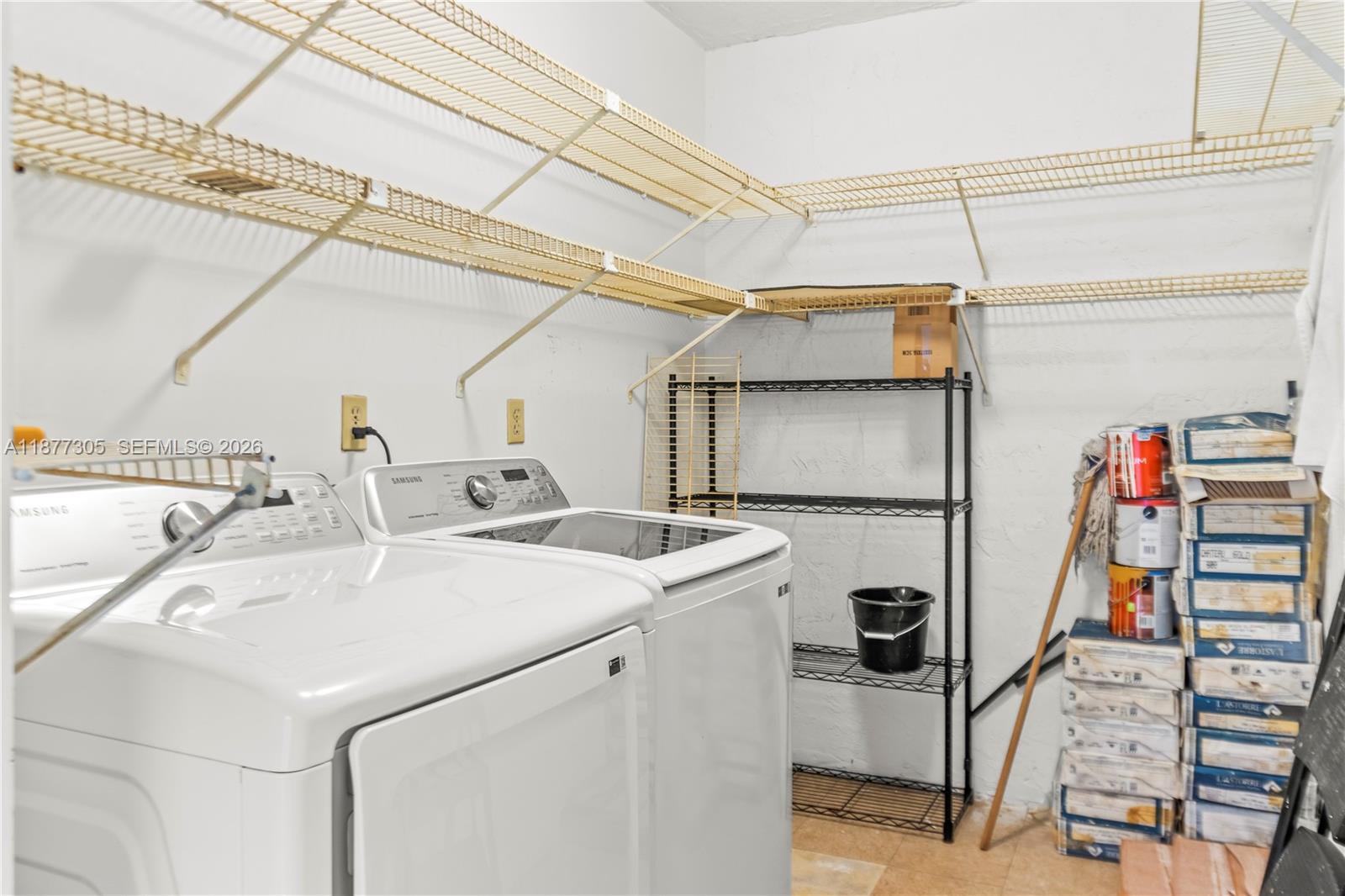 SUMMERTREE VILG CALIF CL - Residential