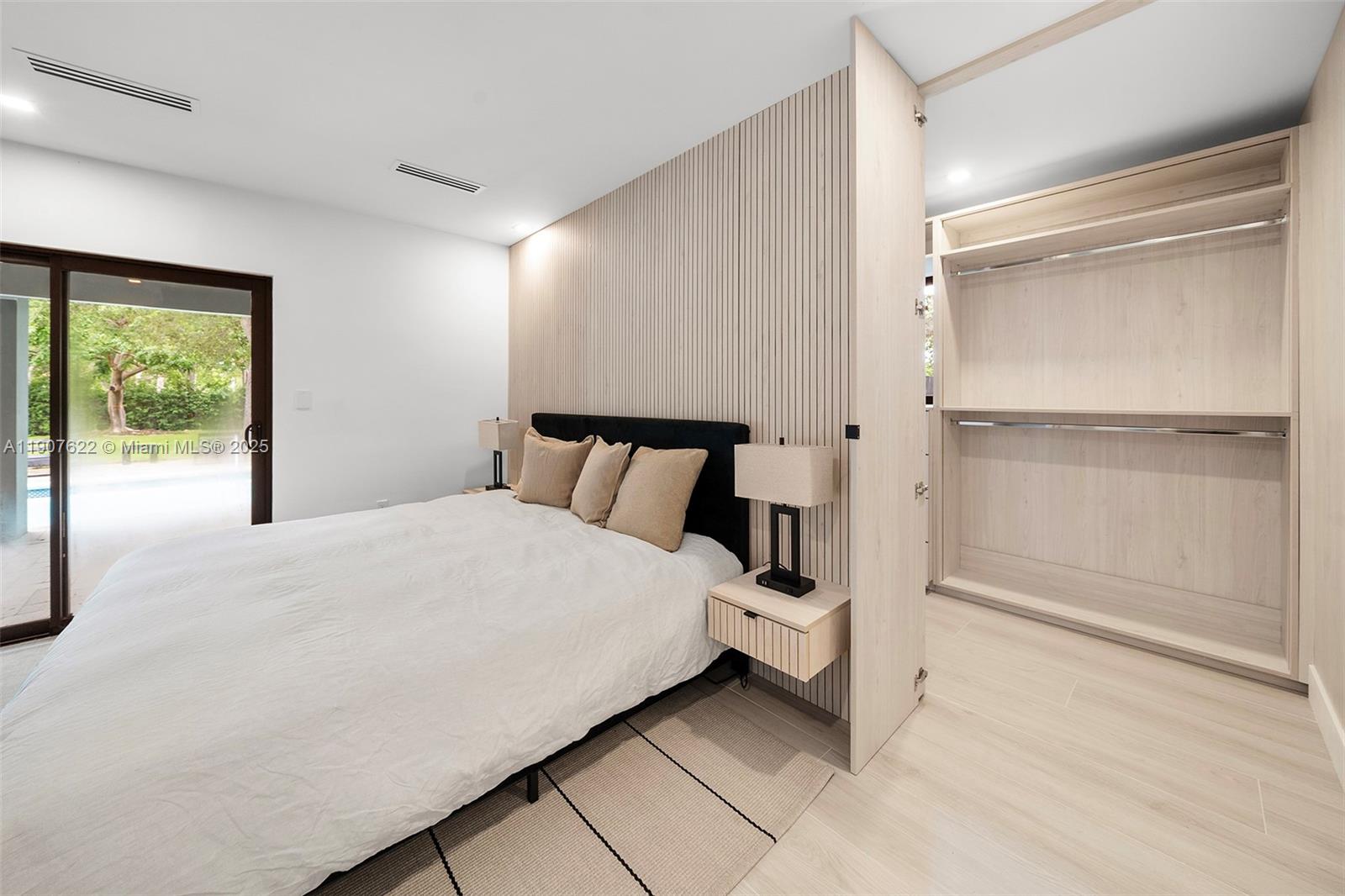 OLD CUTLER ESTATES SEC 3 - Residential Lease