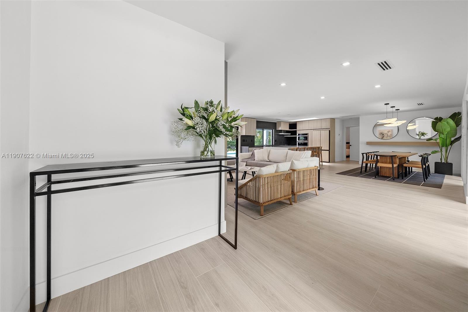 OLD CUTLER ESTATES SEC 3 - Residential Lease