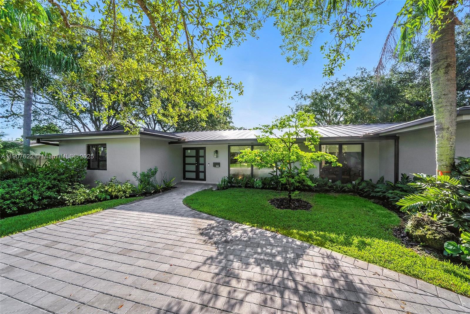 OLD CUTLER ESTATES SEC 3 - Residential Lease