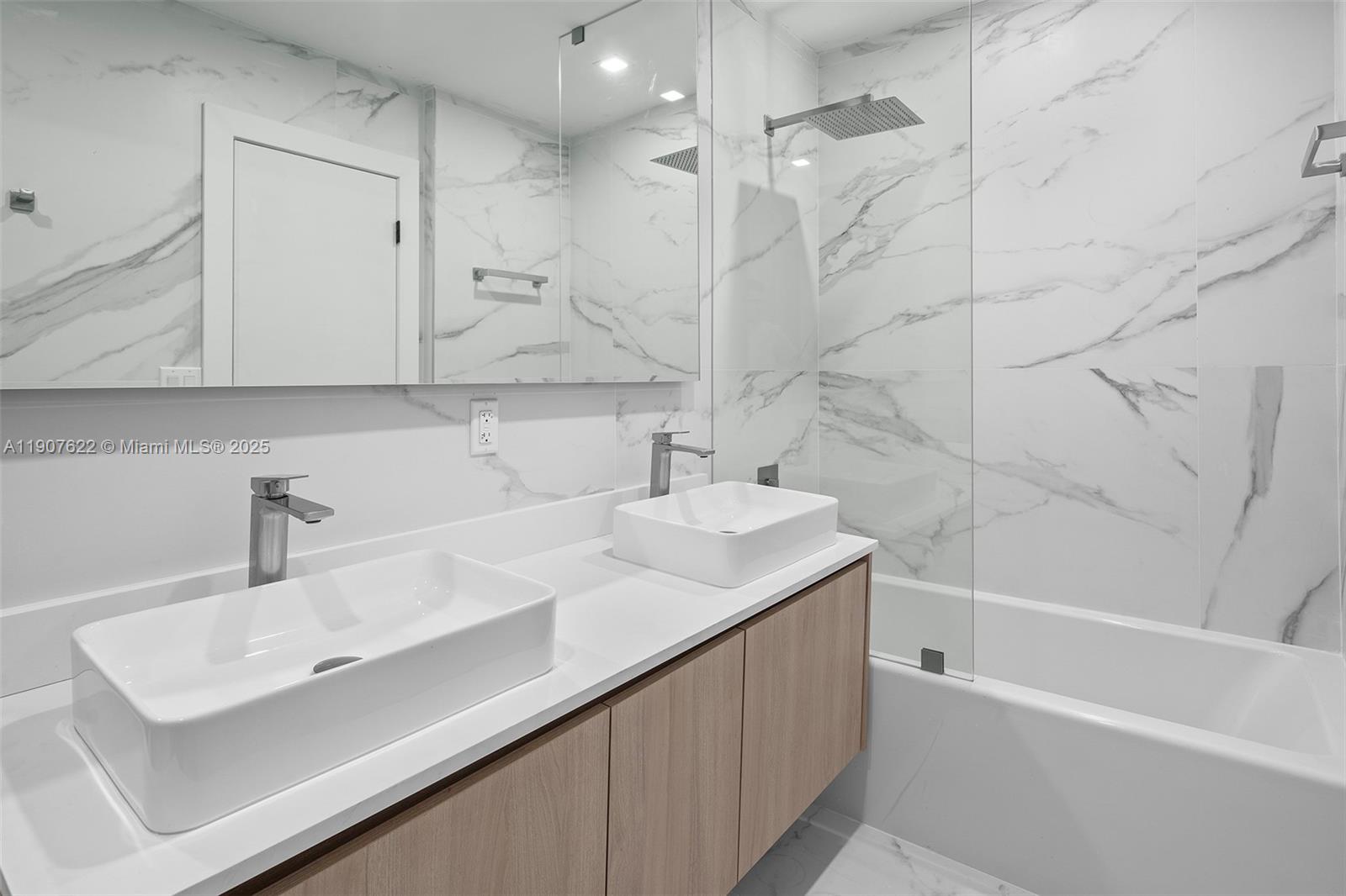 OLD CUTLER ESTATES SEC 3 - Residential Lease