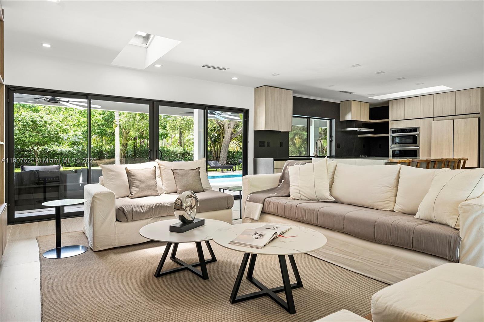 OLD CUTLER ESTATES SEC 3 - Residential Lease