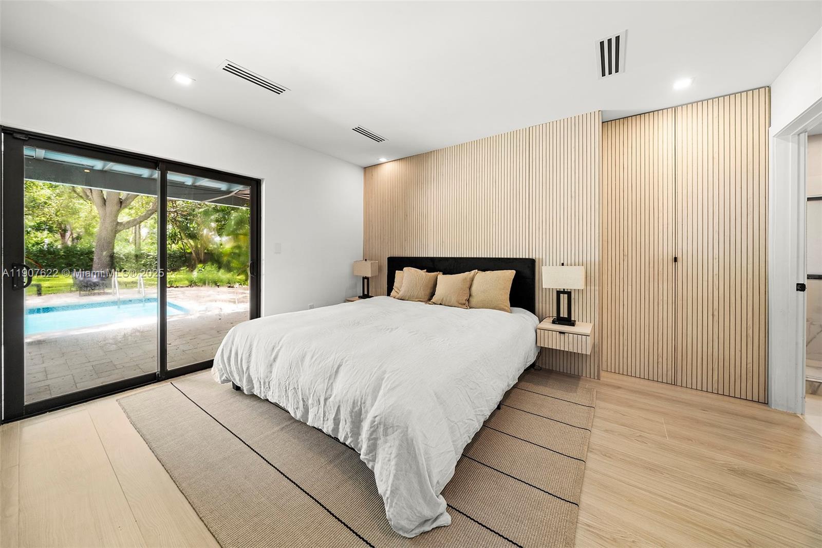 OLD CUTLER ESTATES SEC 3 - Residential Lease