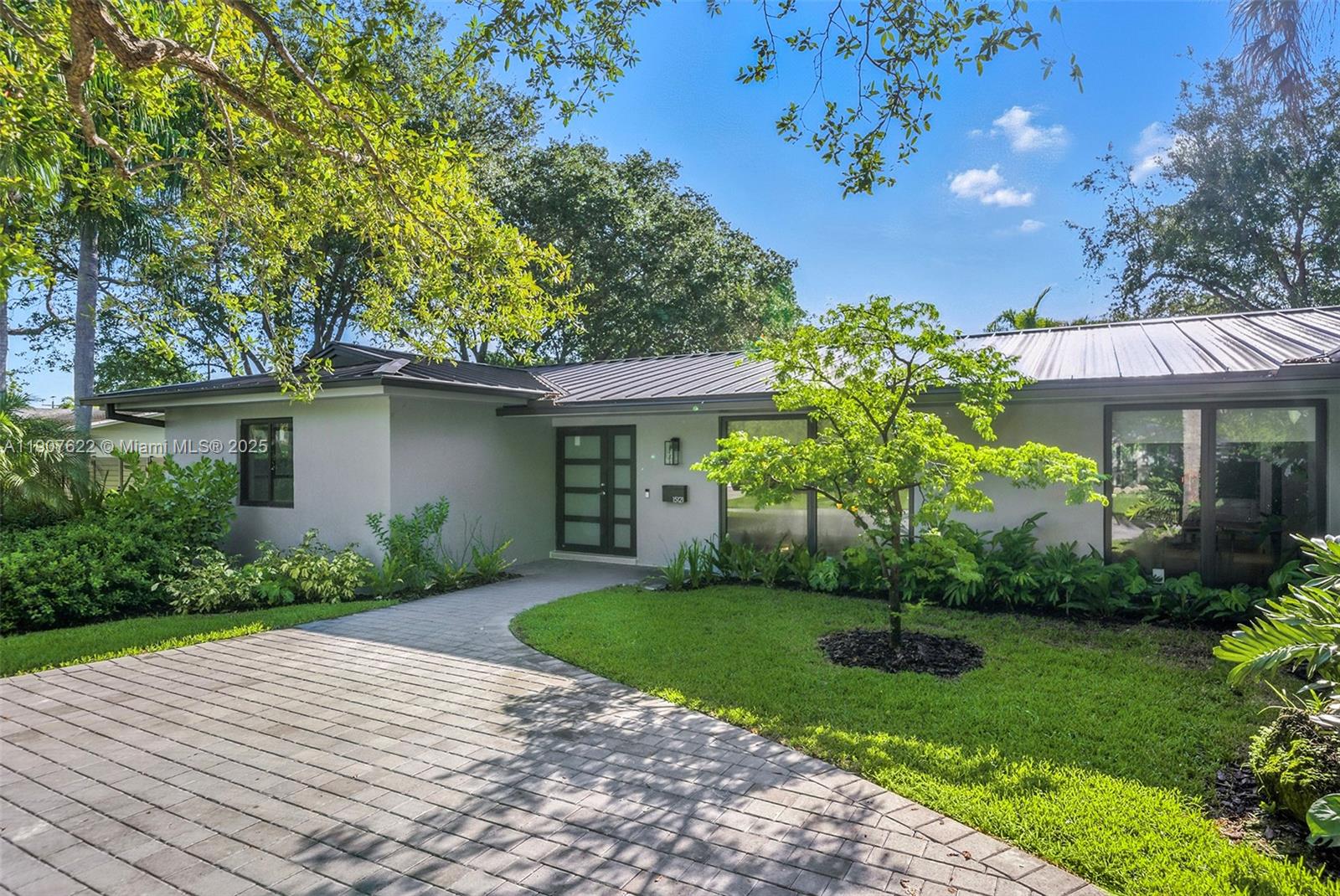 OLD CUTLER ESTATES SEC 3 - Residential Lease