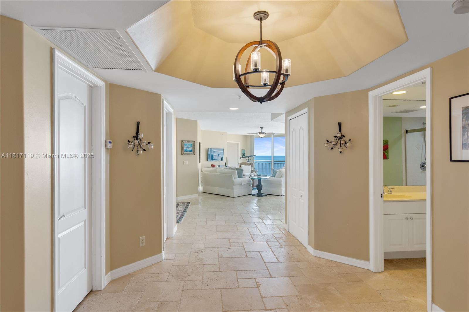 3000 N Highway A1a 7C, Fort Pierce, FL, 34949/$849,900 2 3000 N Highway A1a 7C