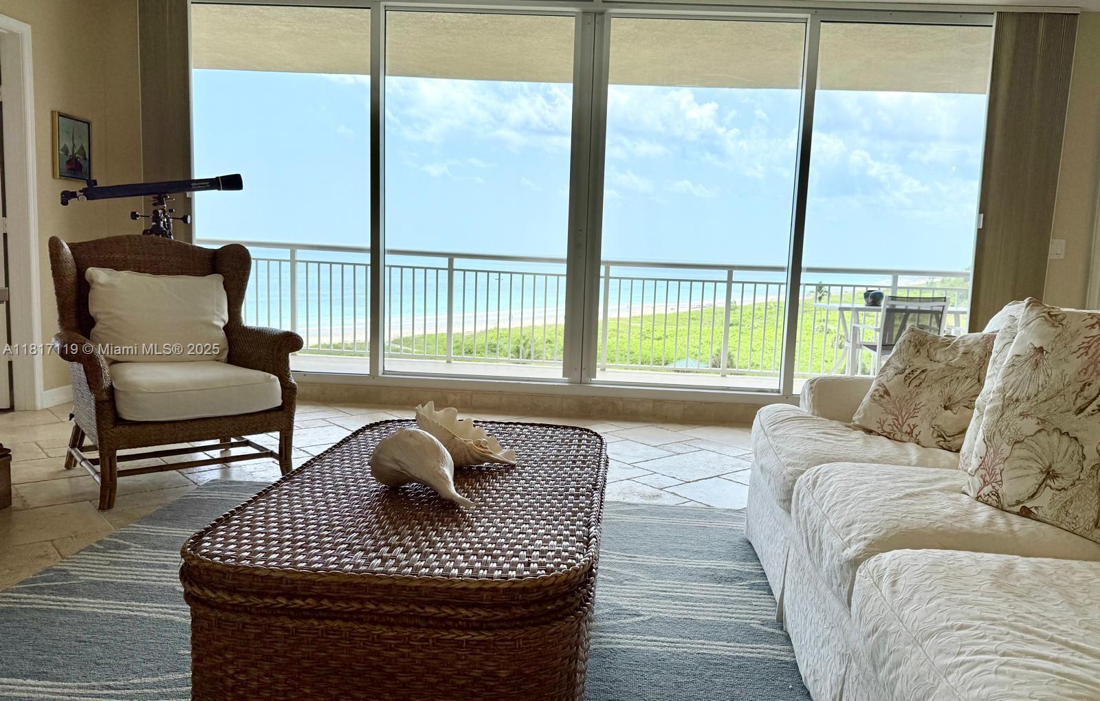 3000 N Highway A1a 7C, Fort Pierce, FL, 34949/$849,900 4 3000 N Highway A1a 7C