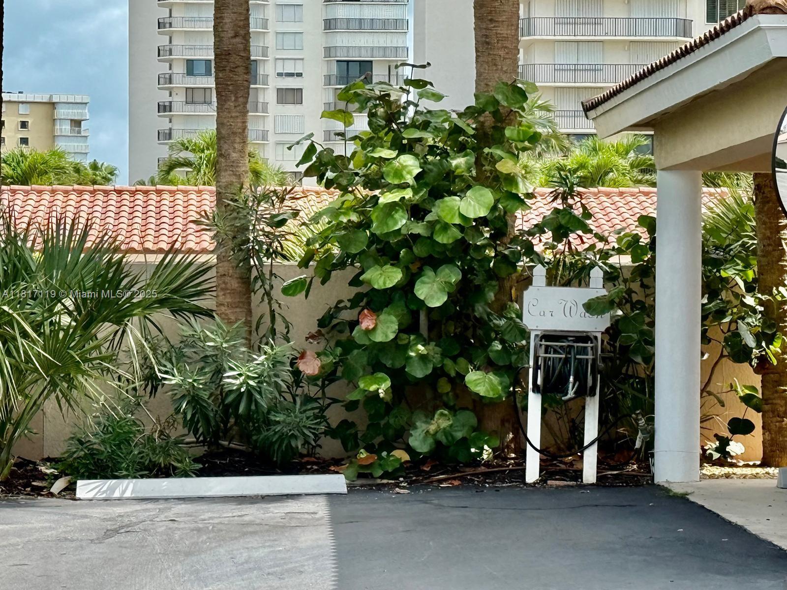 THE ATRIUM ON THE OCEAN I - Residential