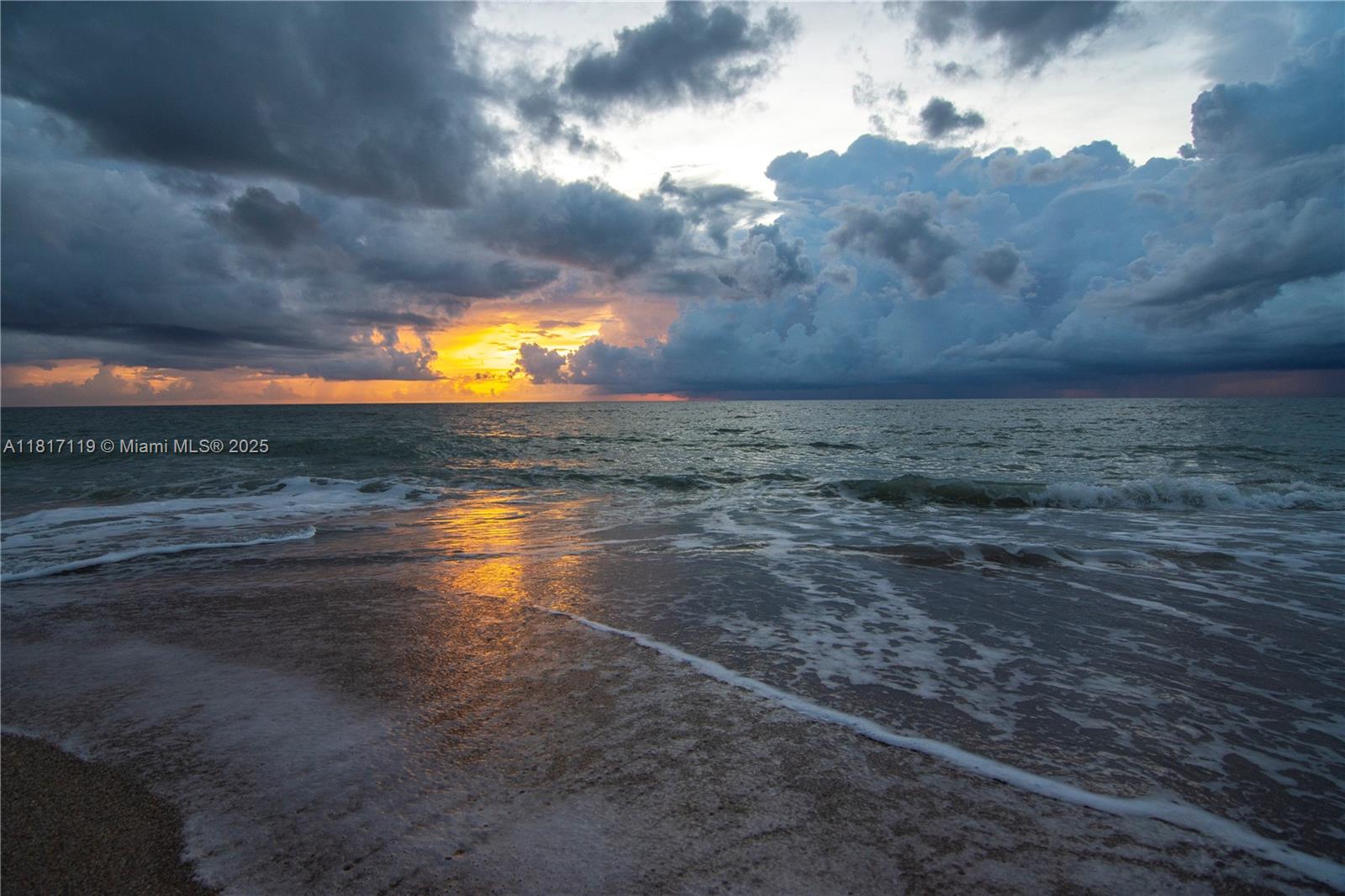 THE ATRIUM ON THE OCEAN I - Residential