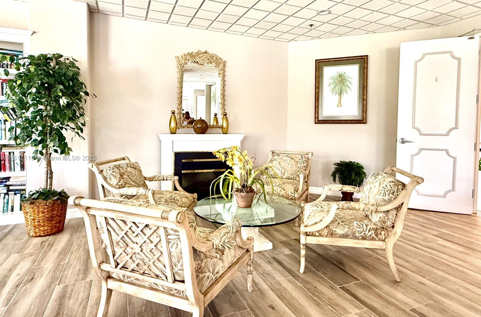 THE ATRIUM ON THE OCEAN I - Residential