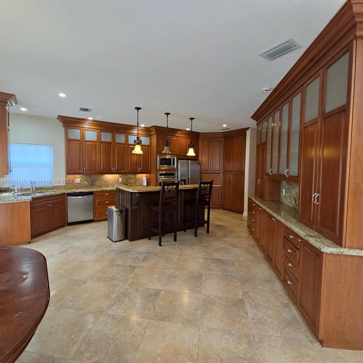 RIVER GARDENS - Residential Lease