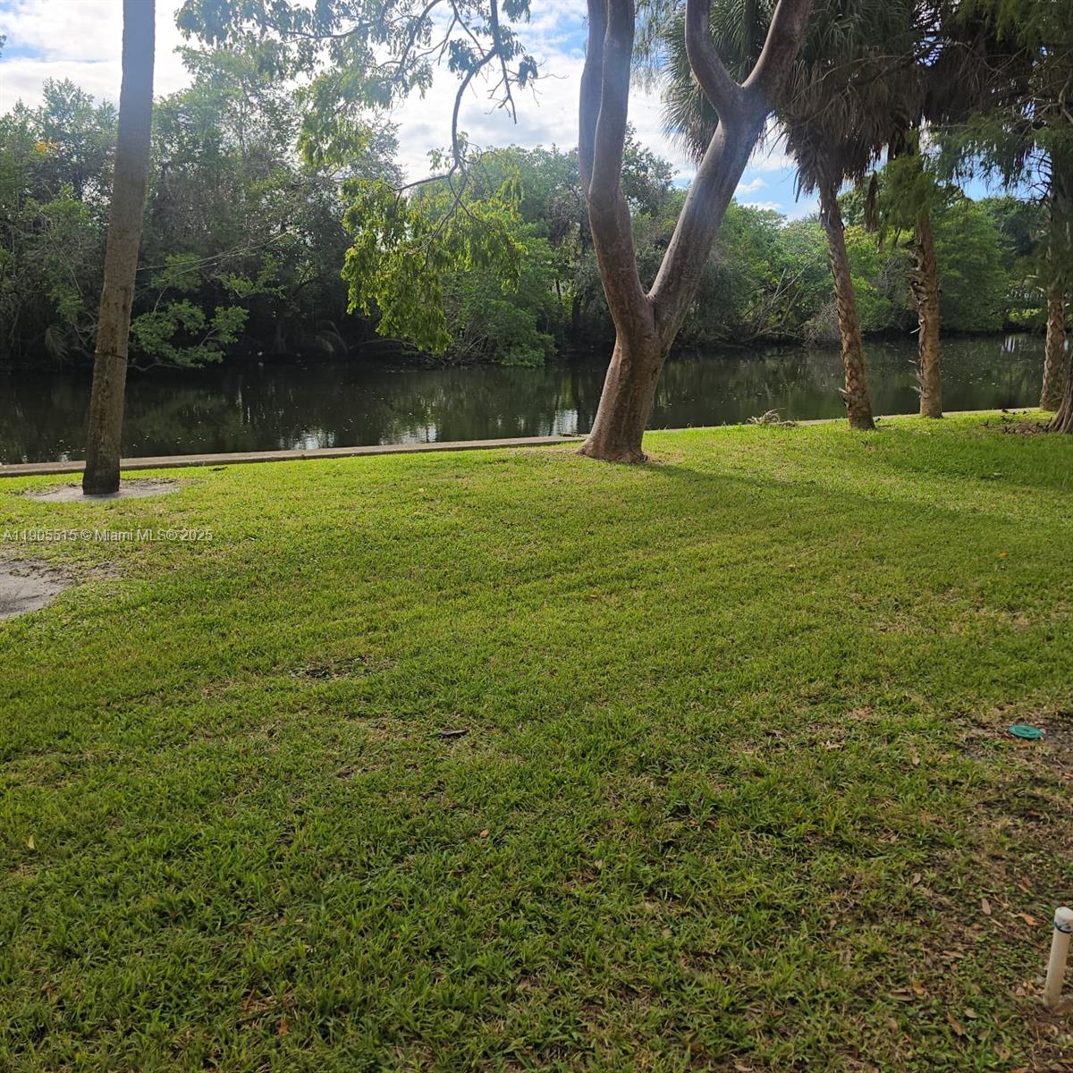 RIVER GARDENS - Residential Lease