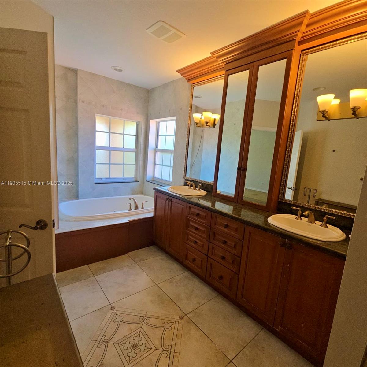 RIVER GARDENS - Residential Lease