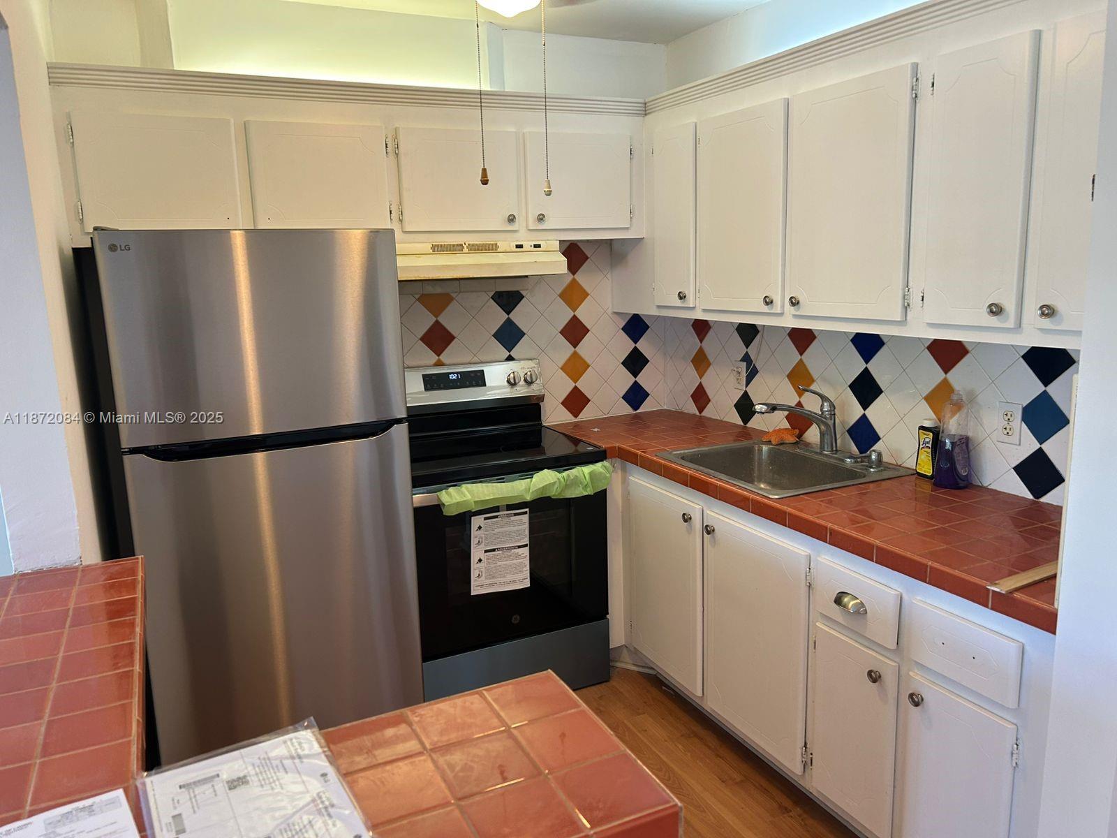 NEWPORT A CONDO - Residential