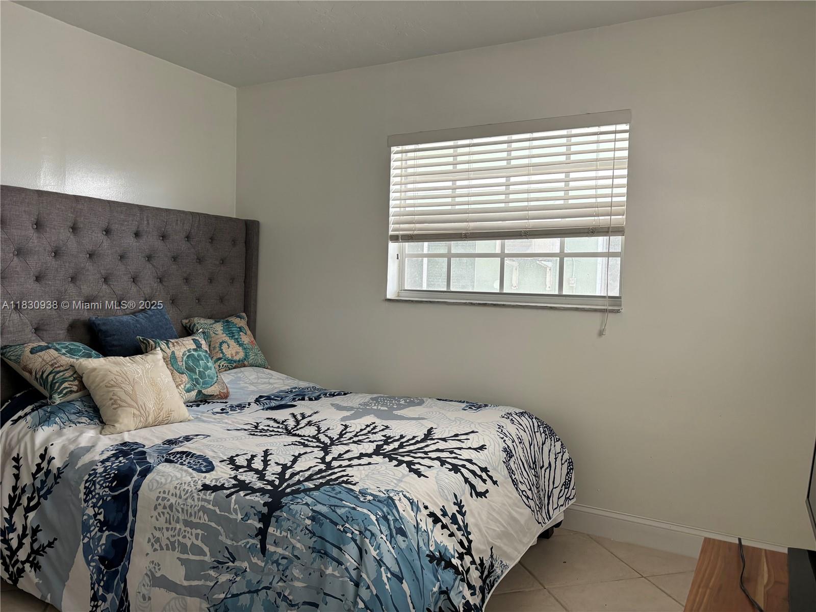 PIRATES COVE 1ST ADD - Residential Lease