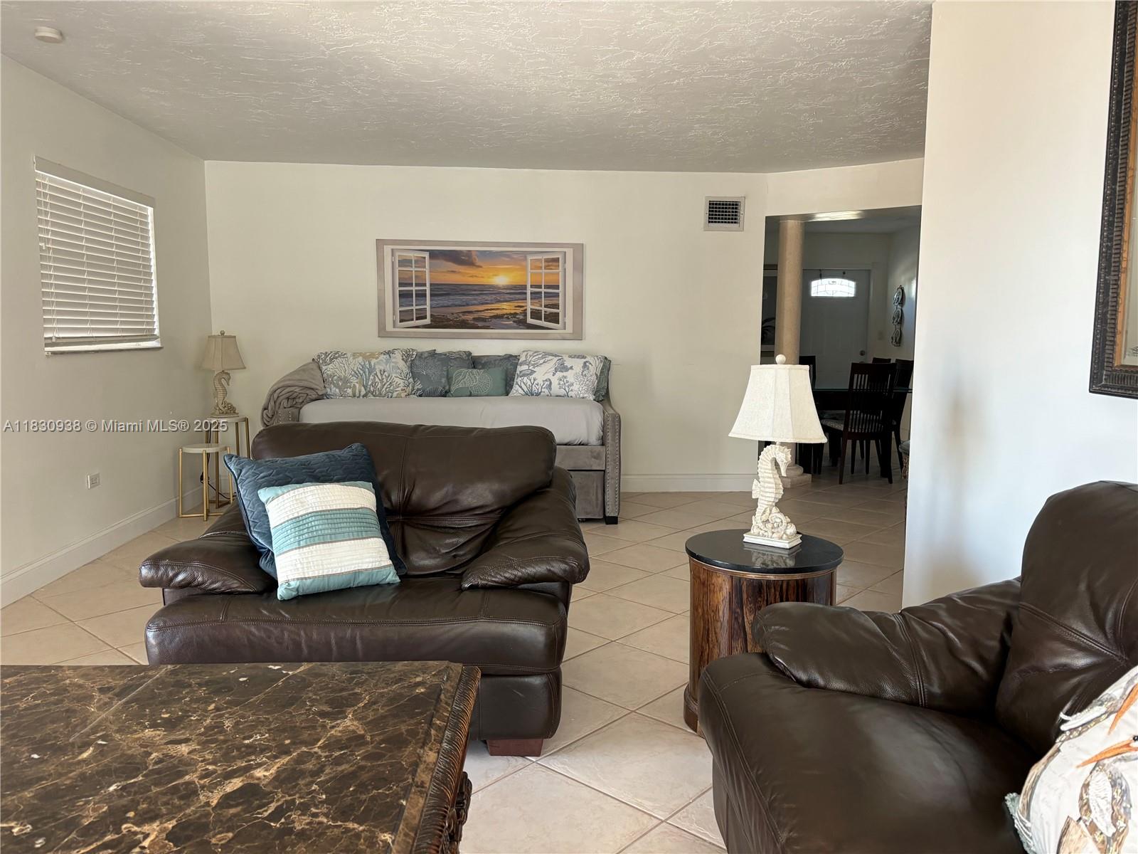 PIRATES COVE 1ST ADD - Residential Lease