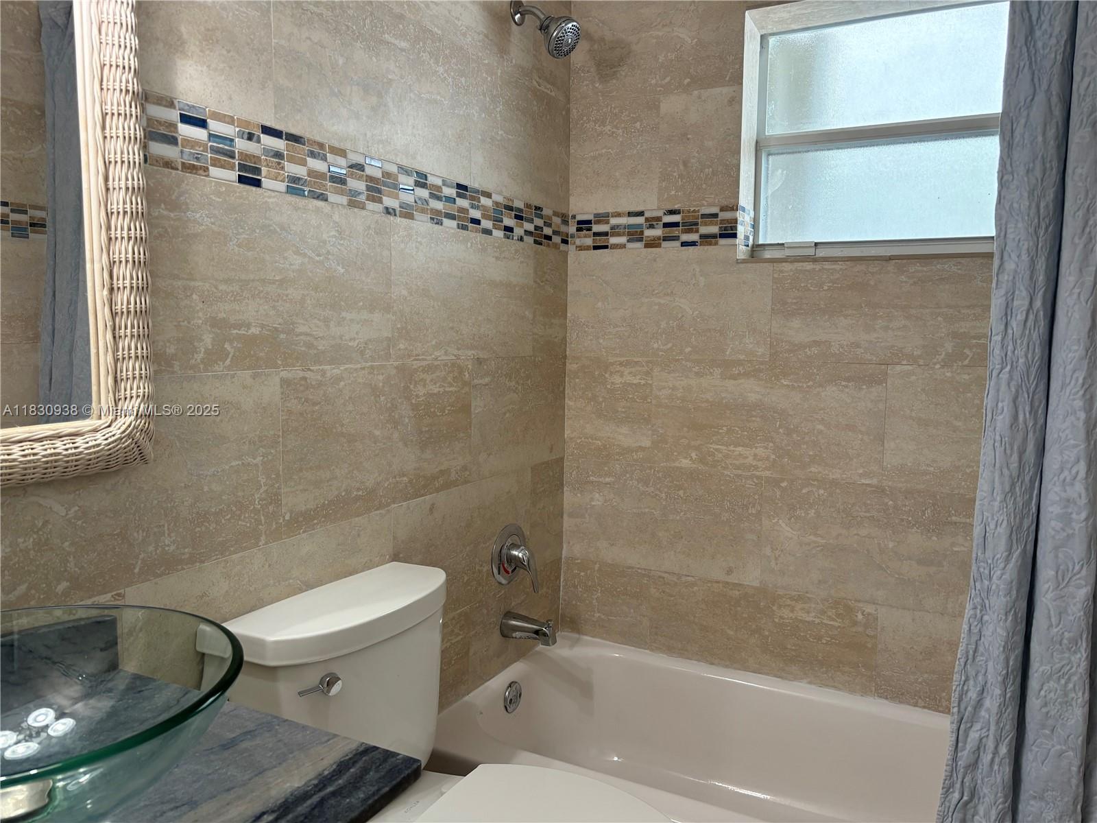 PIRATES COVE 1ST ADD - Residential Lease