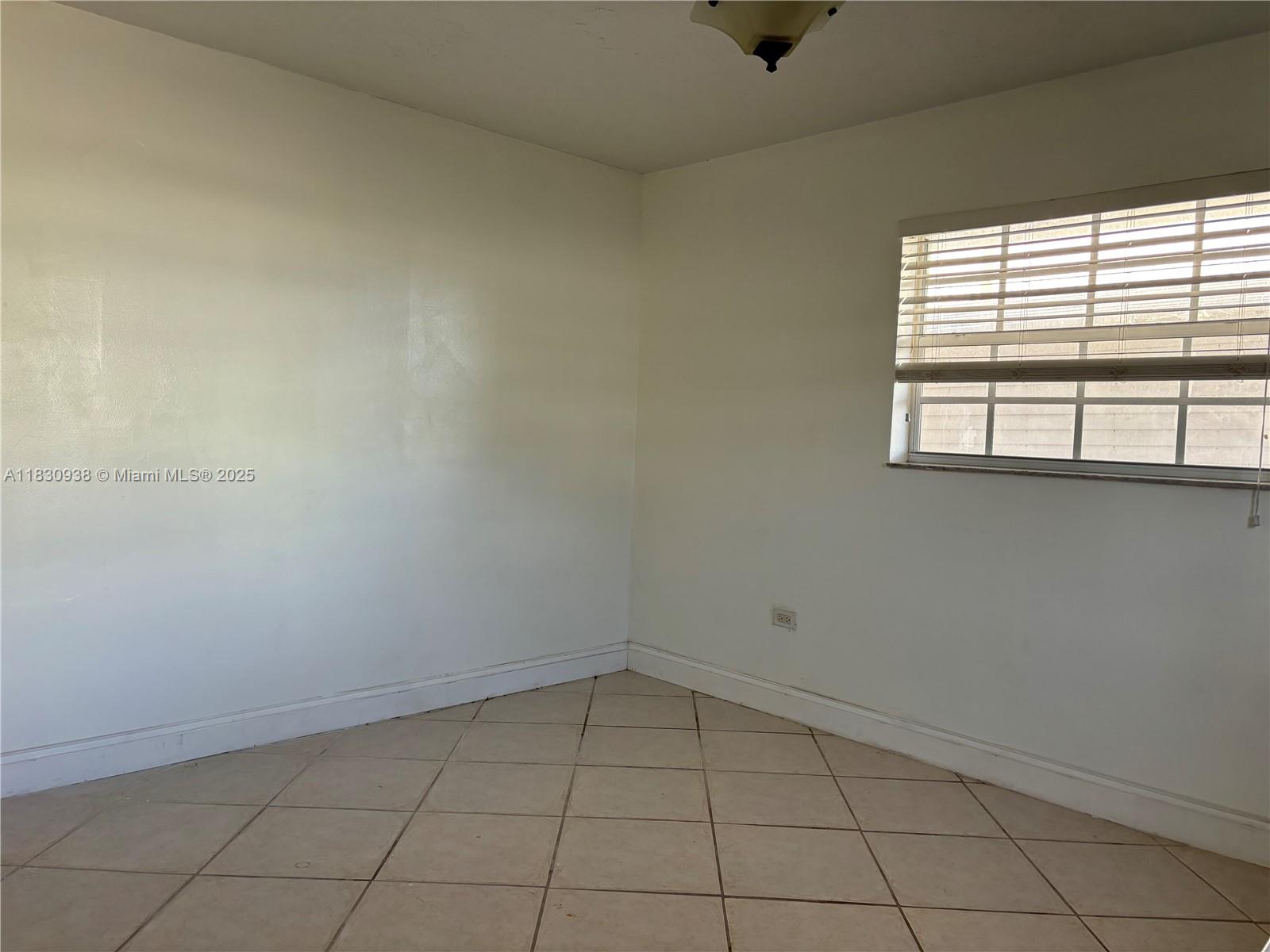 PIRATES COVE 1ST ADD - Residential Lease