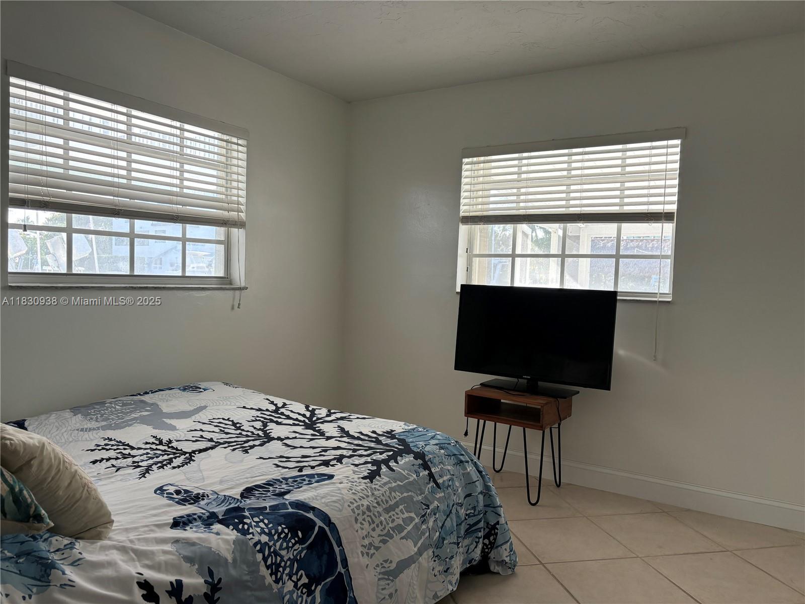 PIRATES COVE 1ST ADD - Residential Lease