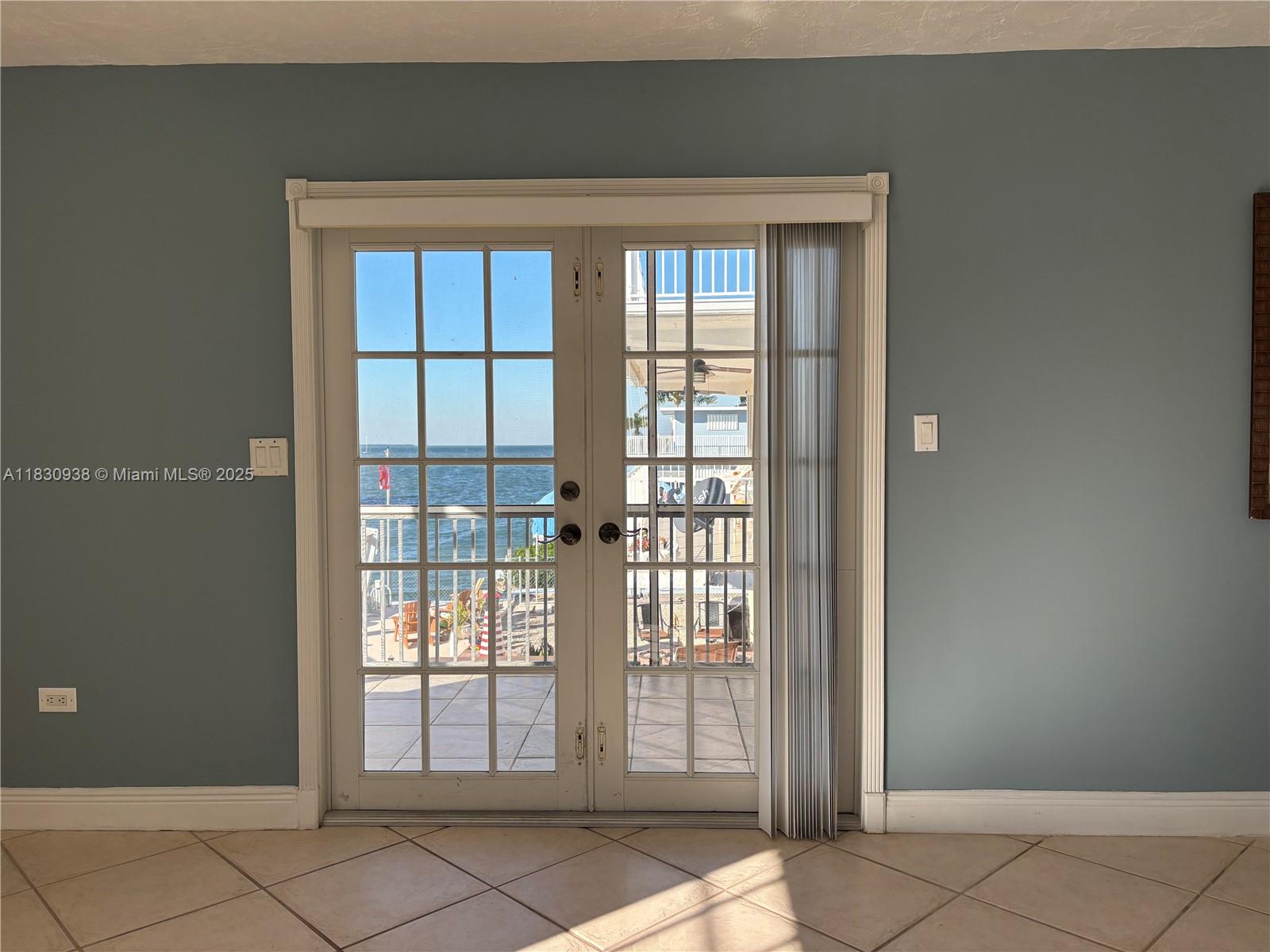 PIRATES COVE 1ST ADD - Residential Lease