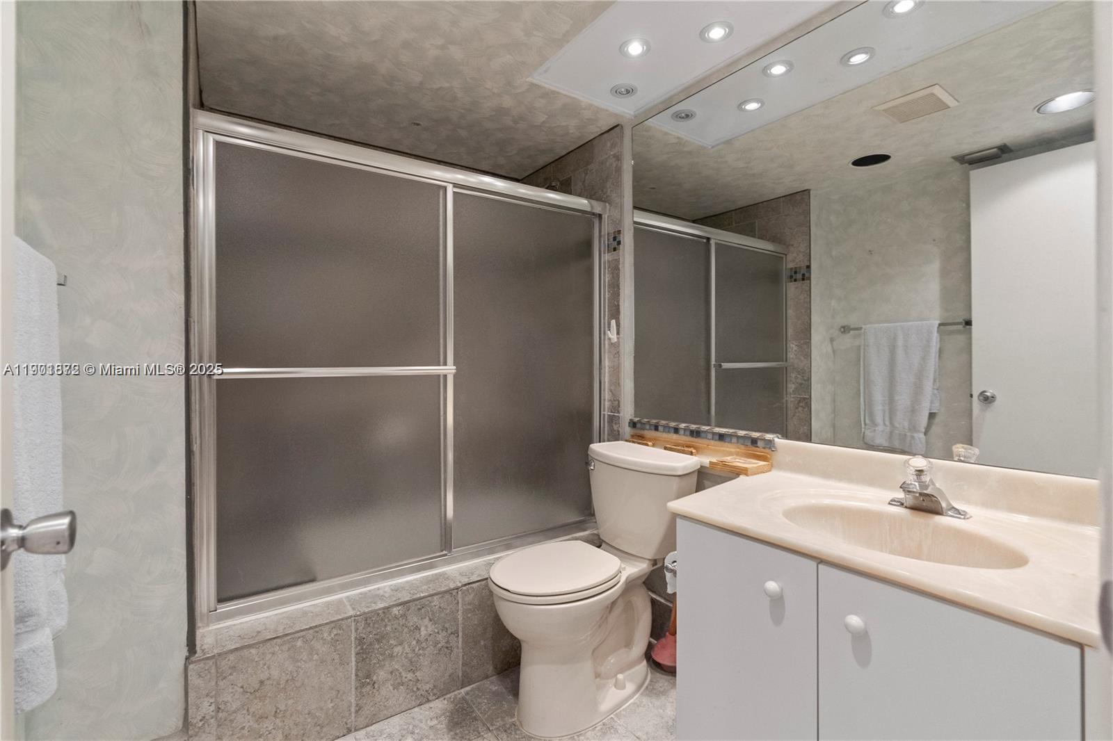 ABACO VILLAGE C CONDO - Residential