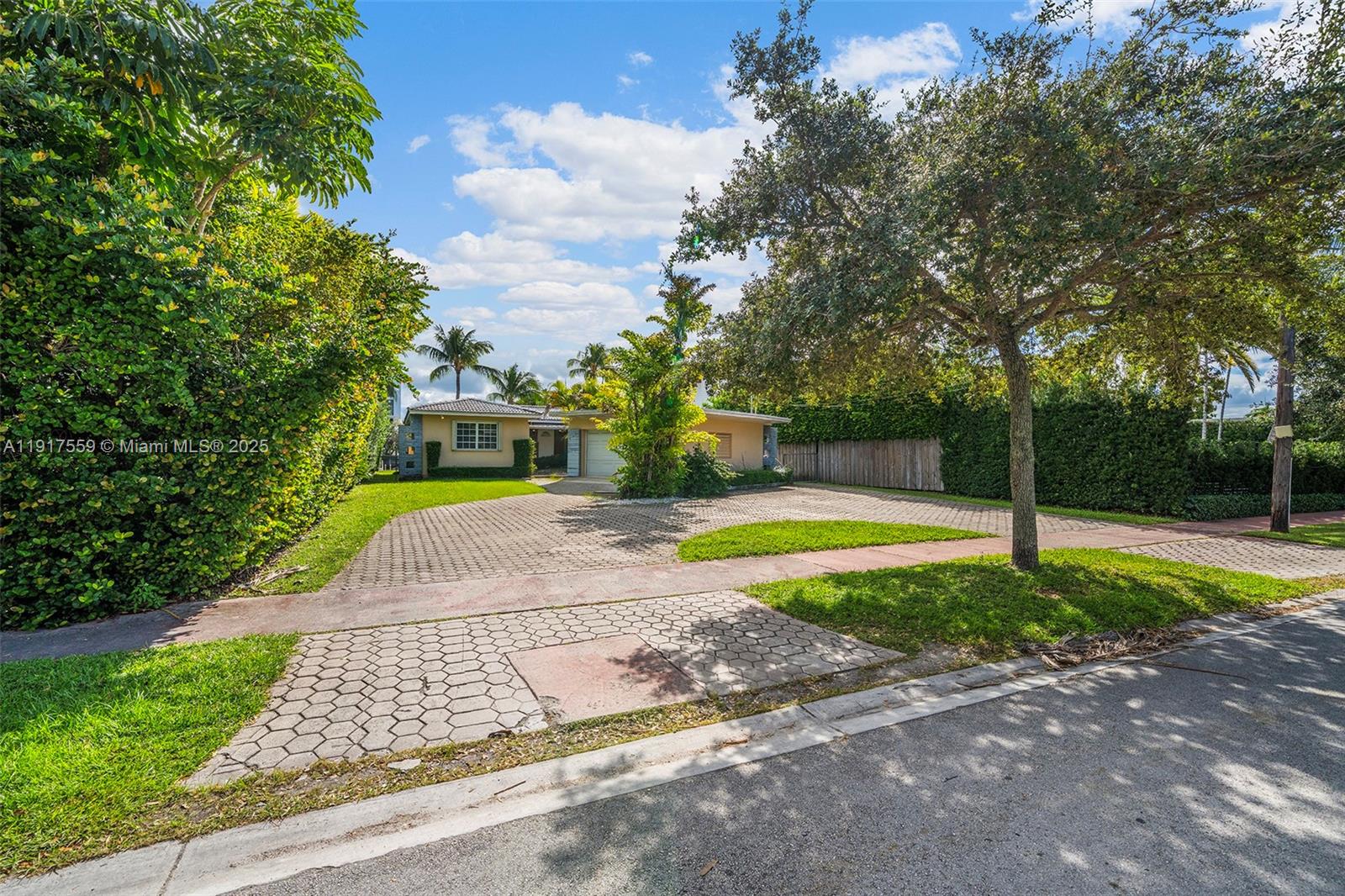 NORMANDY GOLF COURSE - Residential