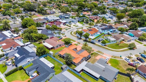 Tiny photo for 19240 NW 60th Ct, Hialeah, FL 33015 (MLS # A12041887)