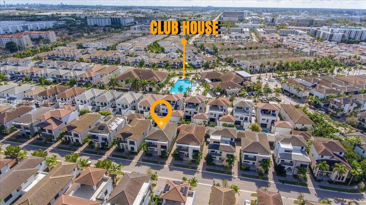 DOWNTOWN DORAL SOUTH PHAS - Residential