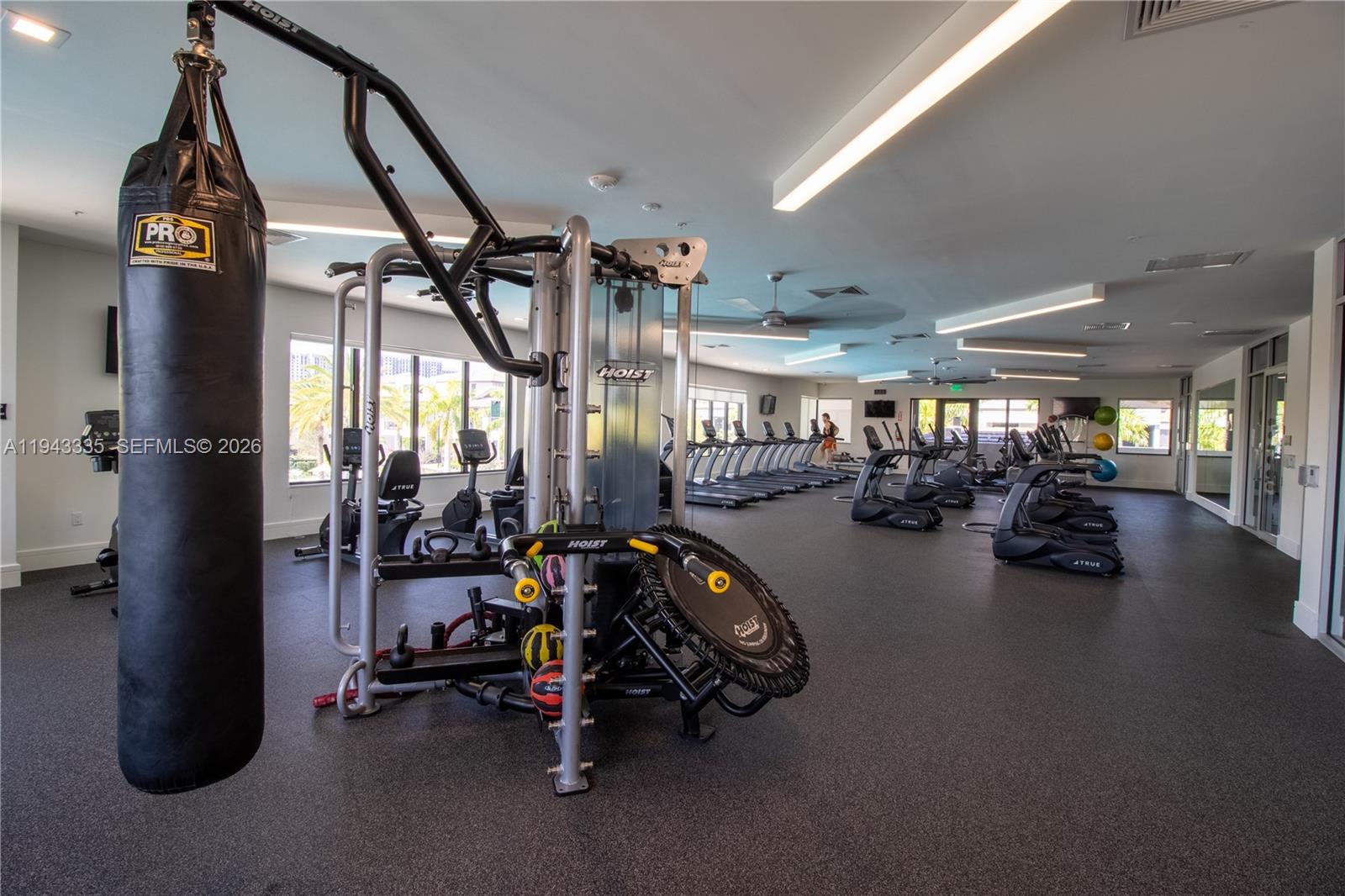 DOWNTOWN DORAL SOUTH PHAS - Residential