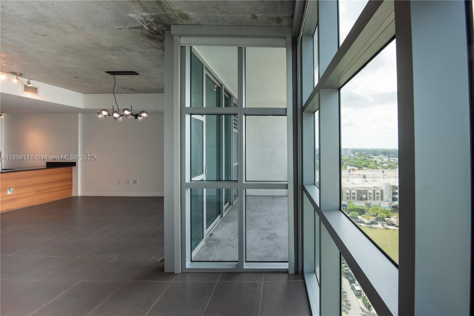 3301 NE 1st Ave H1413