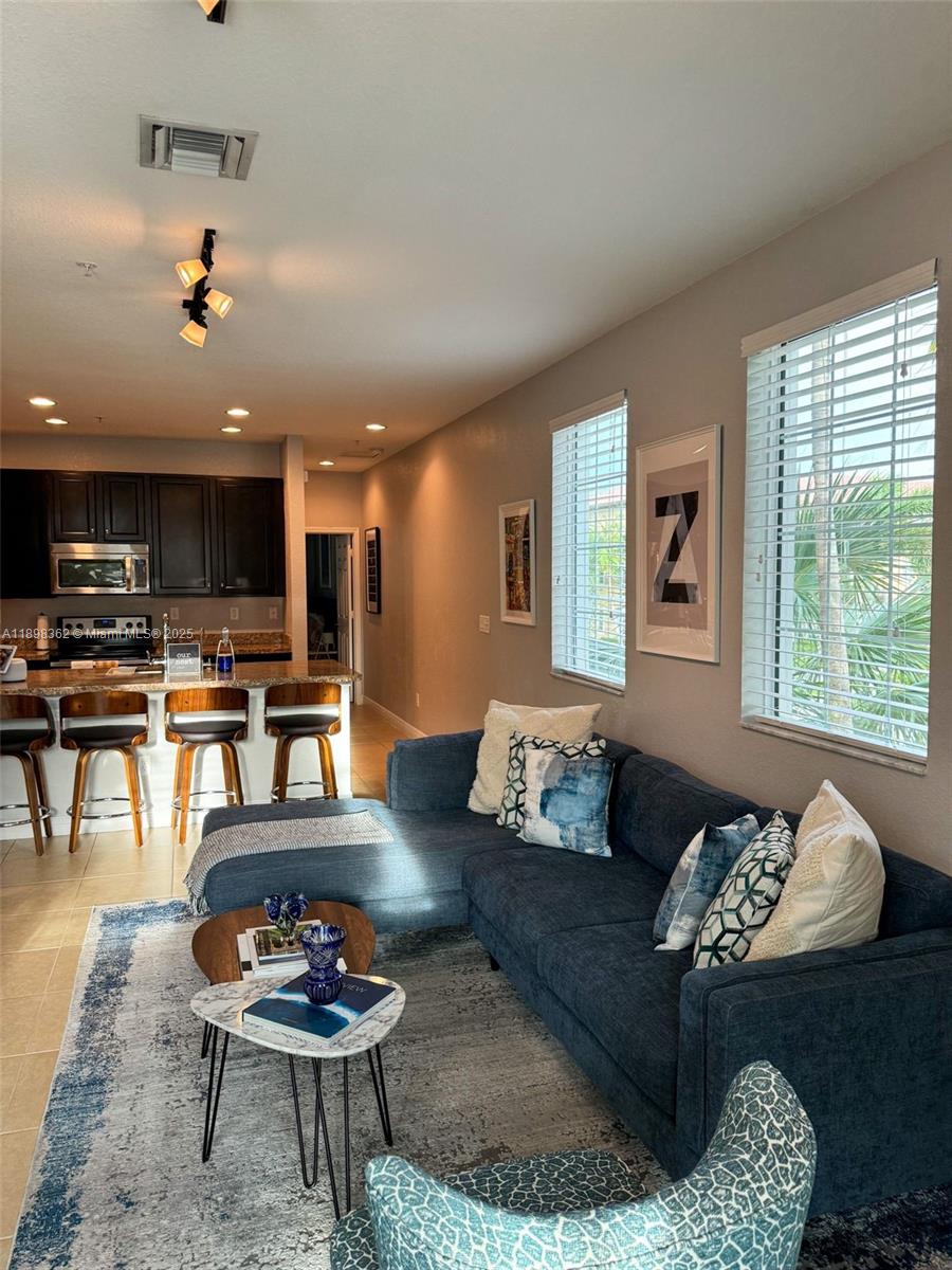 COBBLESTONE II - Residential Lease