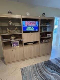 1333 E Hallandale Beach Blvd 406