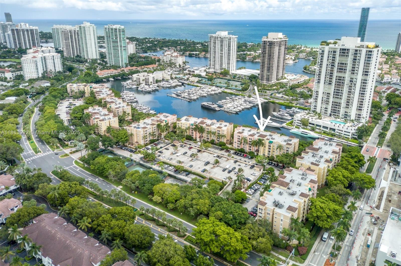 THE YACHT CLUB AT AVENTURA - Residential