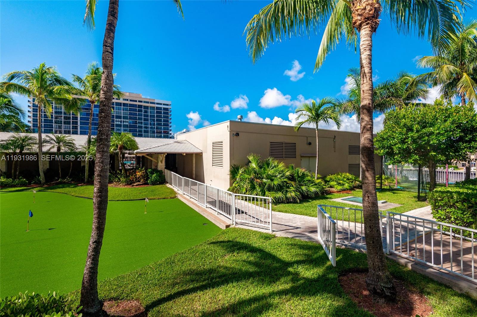 HEMISPHERES CONDO - Residential