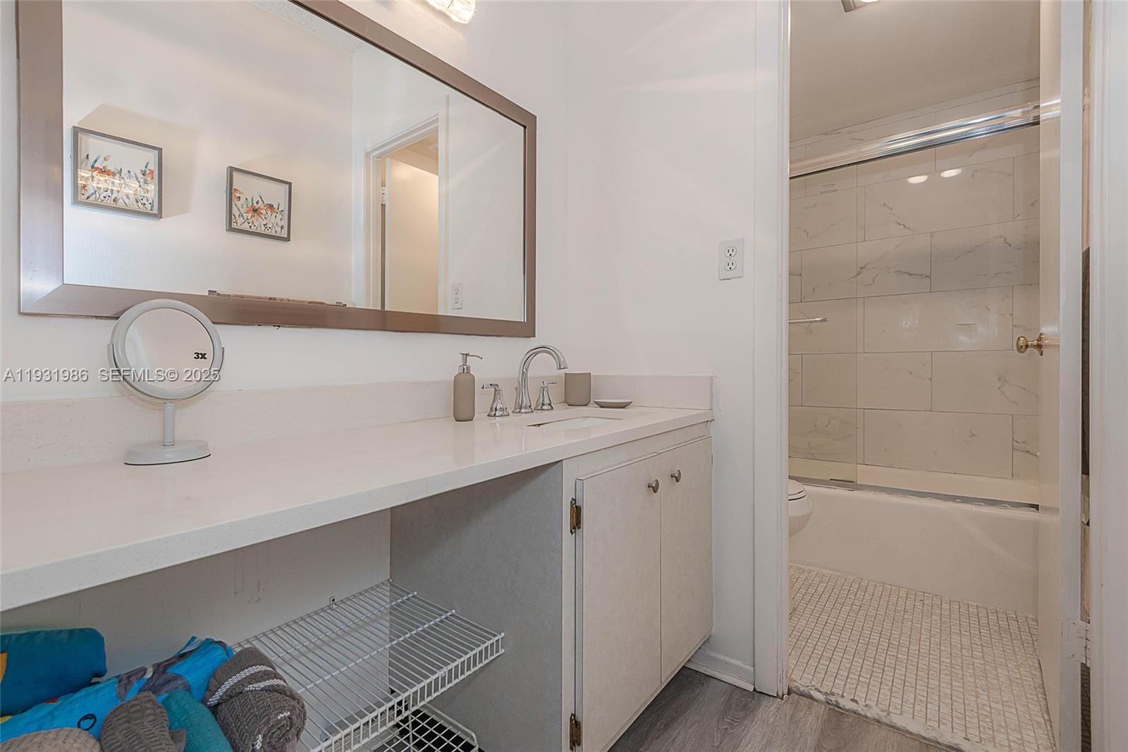 HEMISPHERES CONDO - Residential