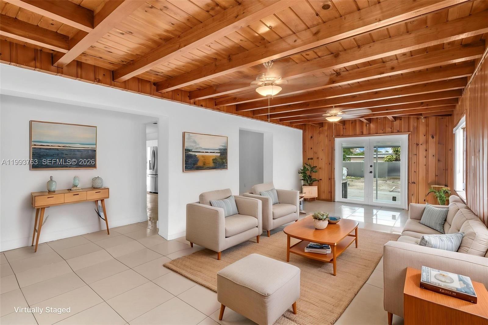 6TH ADDN TO HIALEAH - Residential