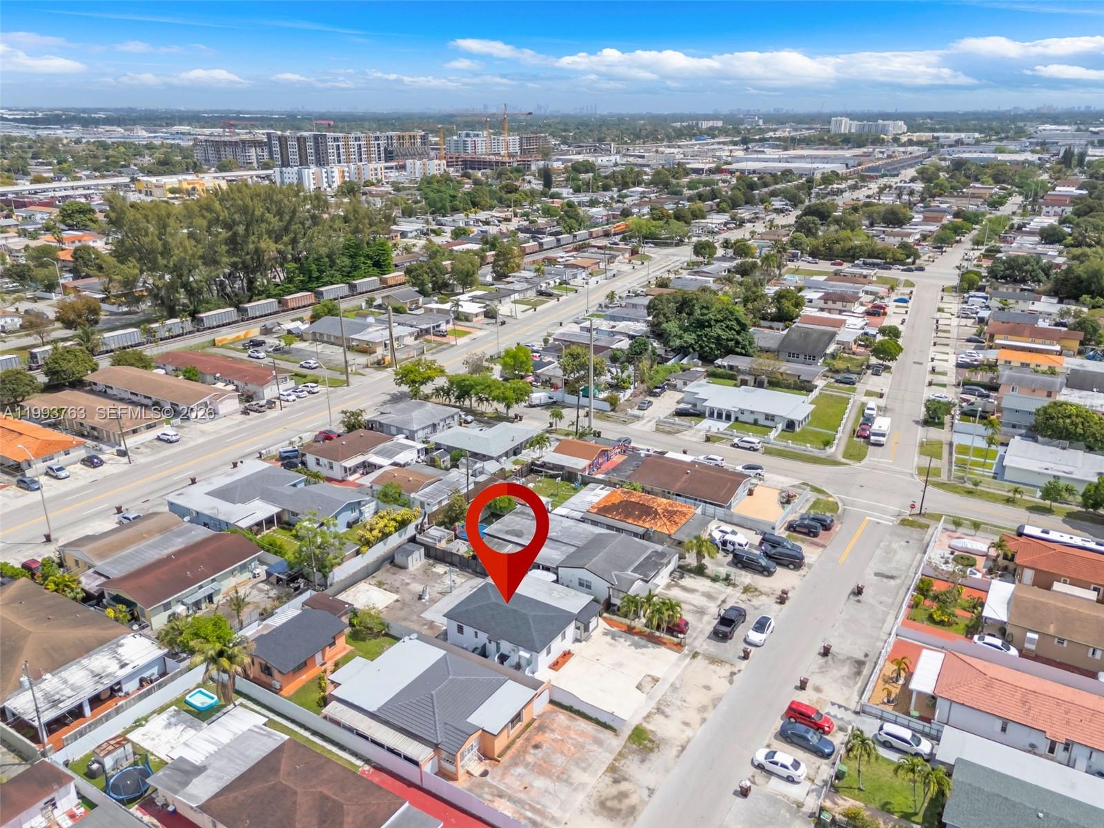 6TH ADDN TO HIALEAH - Residential