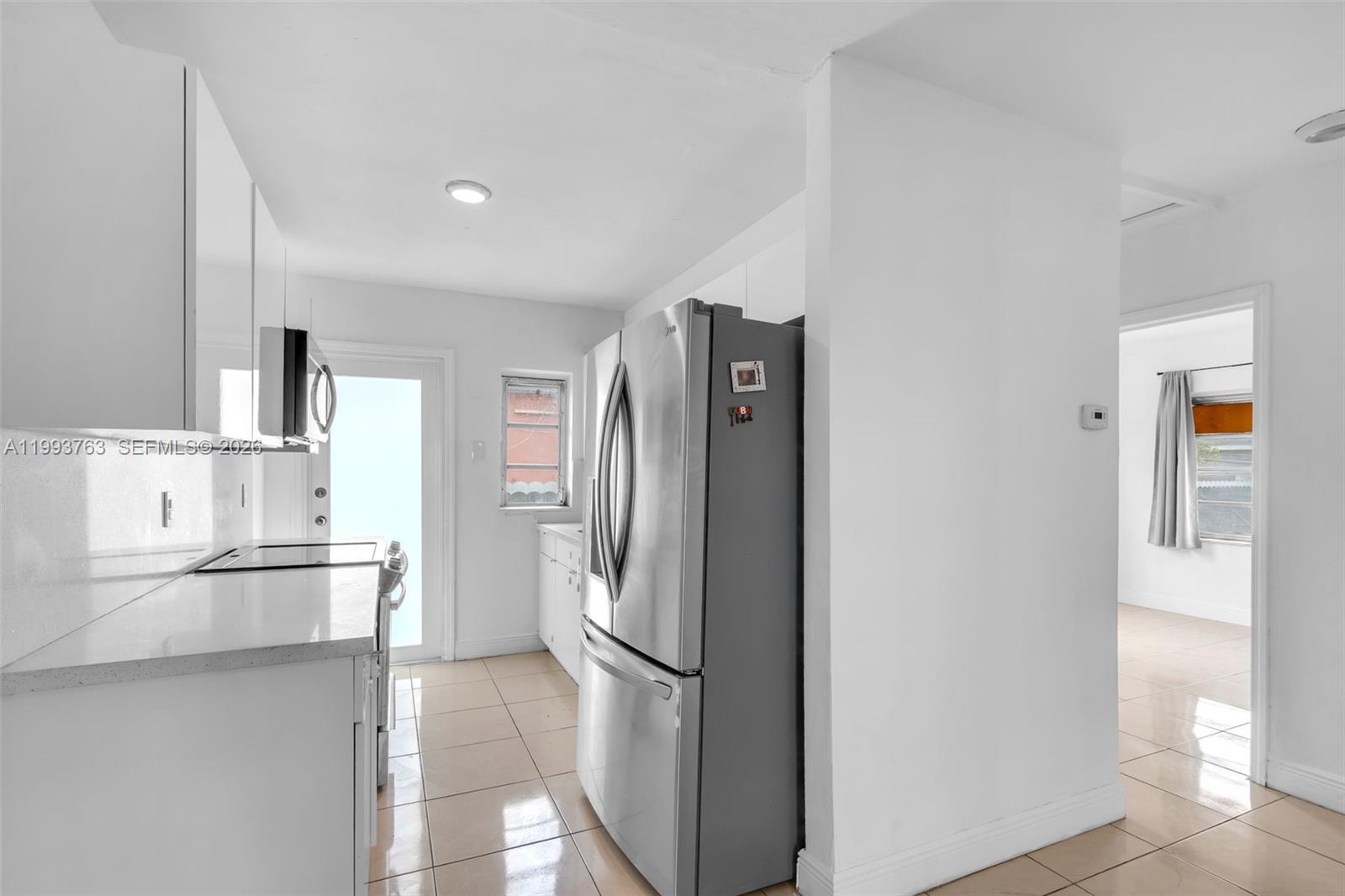 6TH ADDN TO HIALEAH - Residential