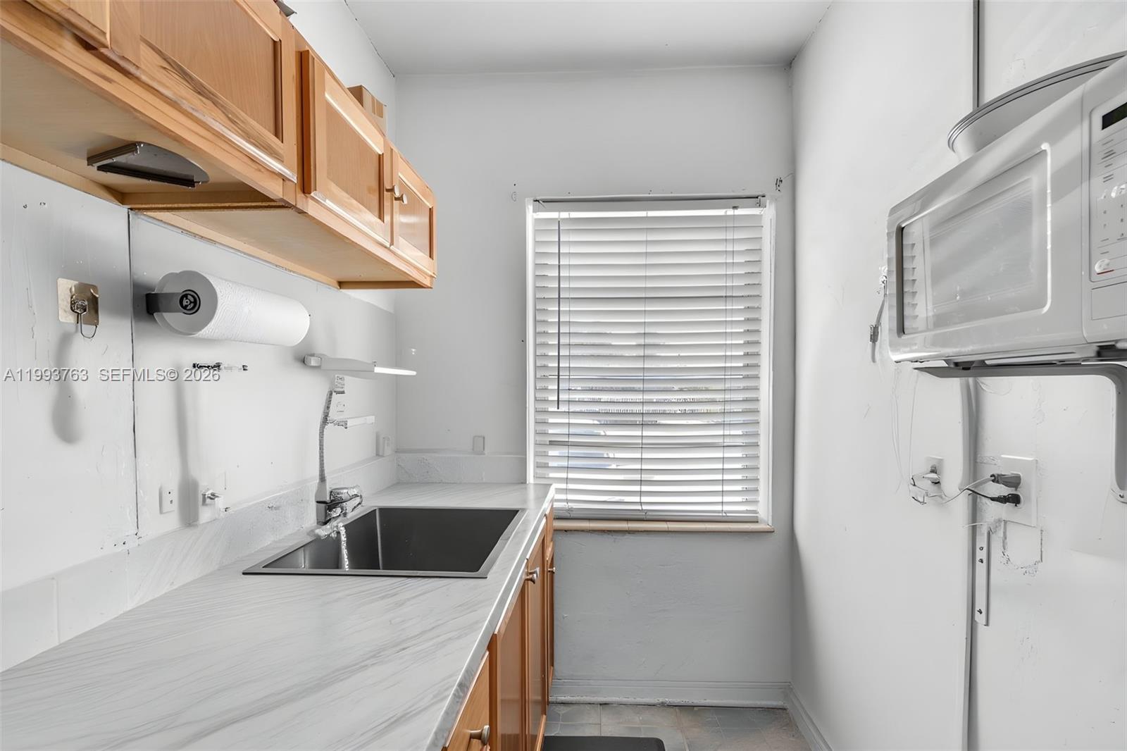 6TH ADDN TO HIALEAH - Residential